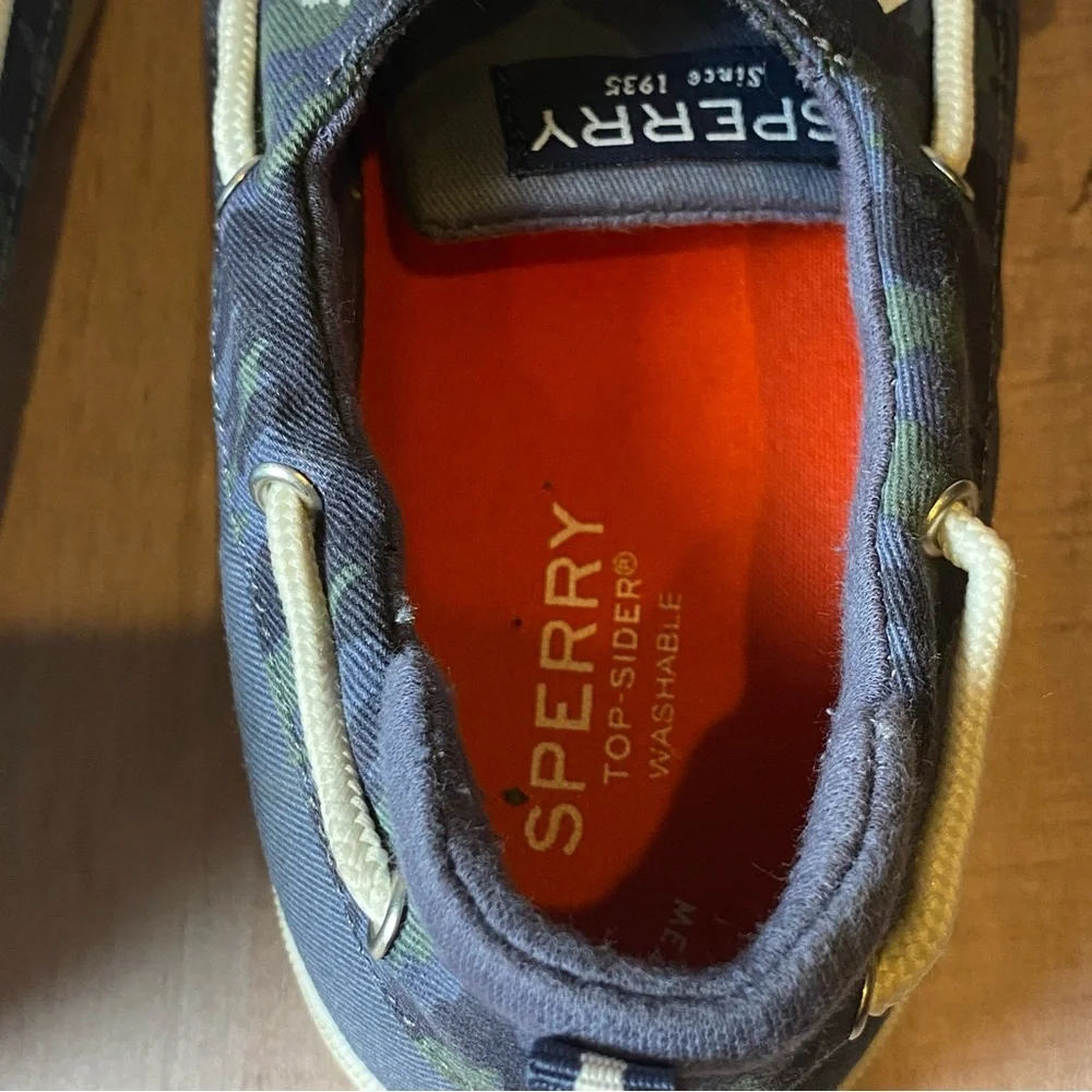 Sperry Boat Shoes Blue‎ With Camo Pattern Size Boys 3